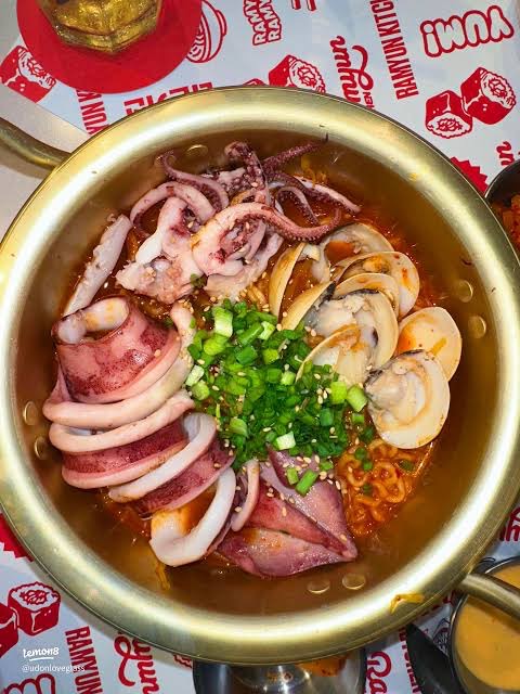 39 - https://japssushi.com | JAPs By เรือขุดแร่ - ร้านอาหารญี่ปุ่นพรีเมี่ยมในตะกั่วป่า ที่ผสมผสานวัตถุดิบท้องถิ่นชั้นเลิศและวัตถุดิบนำเข้าชั้นดี เสิร์ฟในสไตล์ Industrial Japanese ในราคาที่เข้าถึงได้